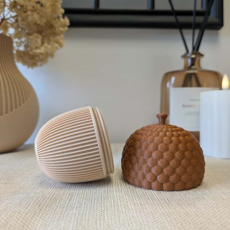 3D-gedruckter Deko-Eichel Beige Braun geriffelte Oberfläche – Herbstdeko von K Design