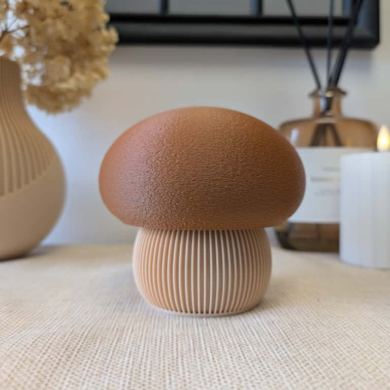 3D-gedruckter Deko-Pilz in Braun Beige mit samtiger Oberfläche – Herbstdeko von K Design